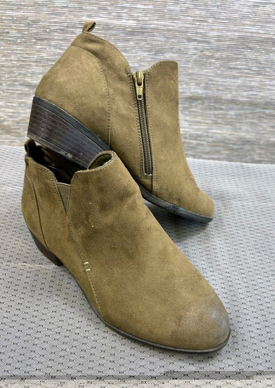 Arizona Gale Women Size 8M Boots Army Green Faux Suede Leather Bootie Heel Zip